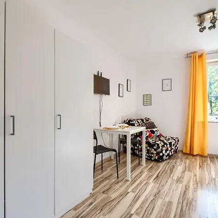 Apartment Yellow Studio Atelier Konstancin-Jeziorna